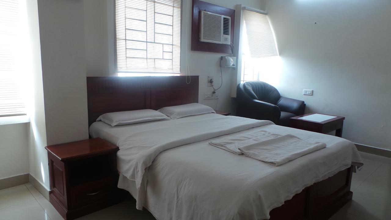 Kooloth Lake View Residency Otel Coimbatore Dış mekan fotoğraf